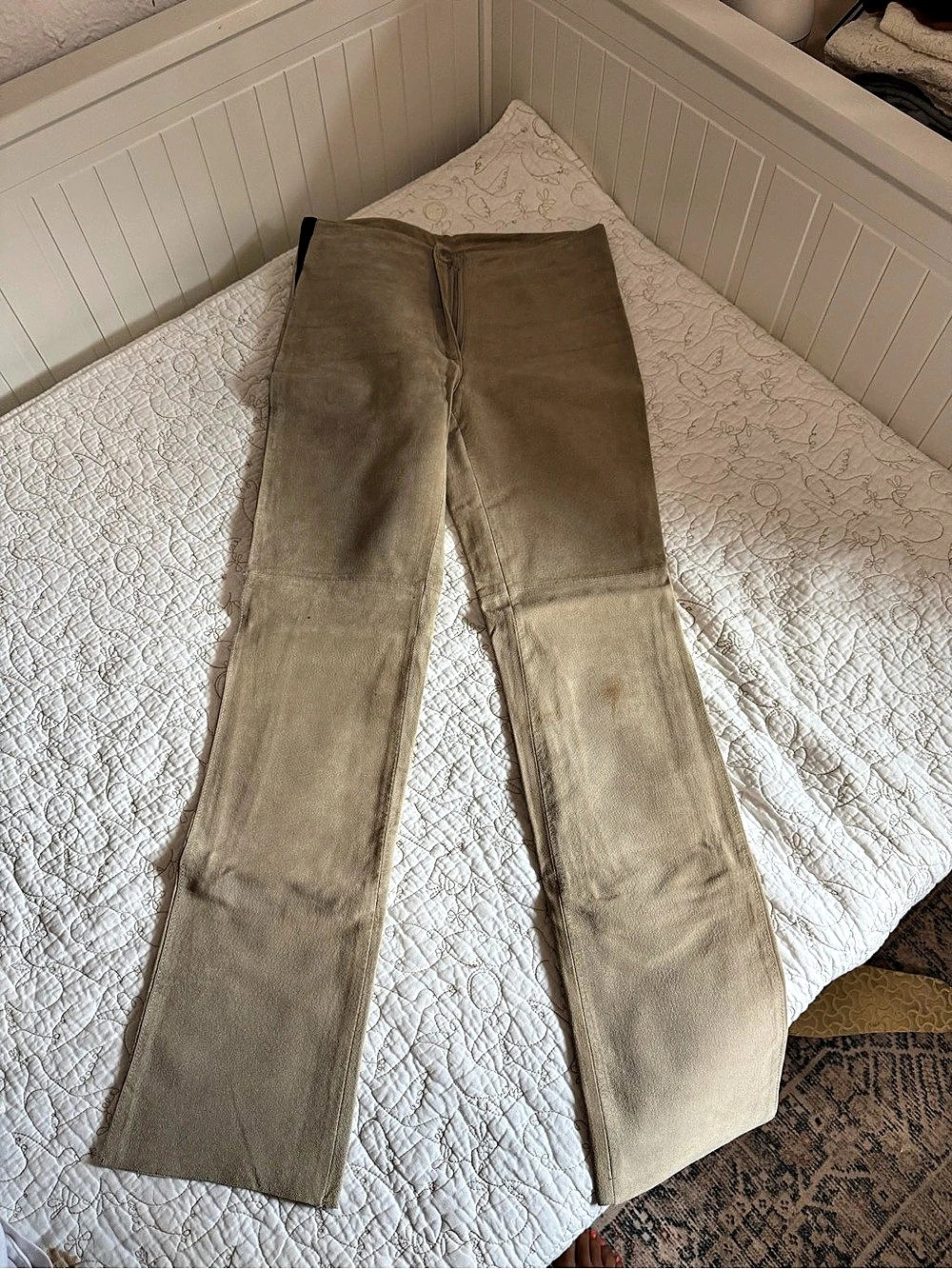 bebe Size 4 Genuine Leather Suede Flare Pants Beige Y2K